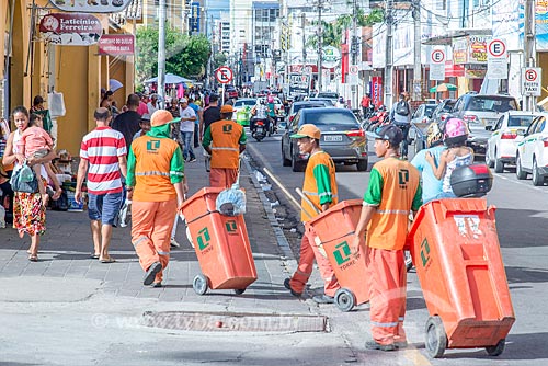  Street sweeper - Aracaju city center neighborhood  - Aracaju city - Sergipe state (SE) - Brazil