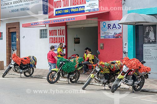  Motorcycle taxi station with motorcycles with sun protection on the seat  - Itabaiana city - Paraiba state (PB) - Brazil