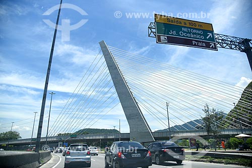  View of the Cable-stayed bridge in line 4 of the Rio Subway from Minister Ivan Lins Avenue  - Rio de Janeiro city - Rio de Janeiro state (RJ) - Brazil