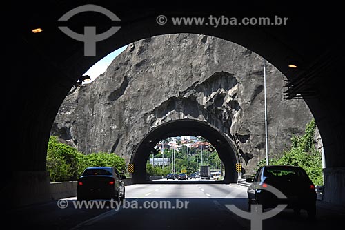  View of second stretch of the Geologist Enzo Totis Tunnel - Linha Amarela  - Rio de Janeiro city - Rio de Janeiro state (RJ) - Brazil