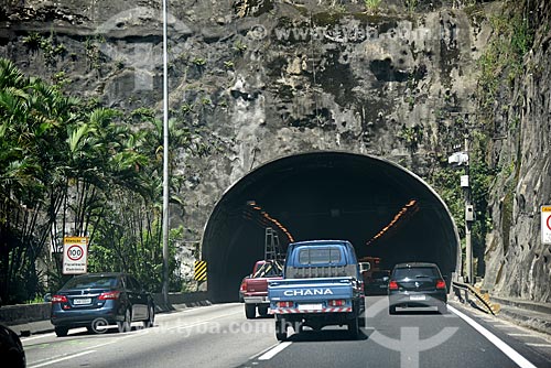  Entrance of the Engineer Raymundo de Paula Soares Tunnel - also known as Covanca Tunnel - Linha Amarela  - Rio de Janeiro city - Rio de Janeiro state (RJ) - Brazil