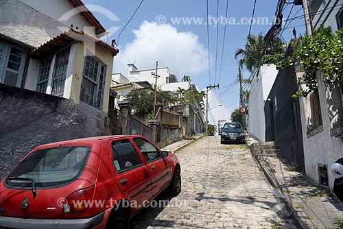  Cars parked on the Barao de Guaratiba Street  - Rio de Janeiro city - Rio de Janeiro state (RJ) - Brazil