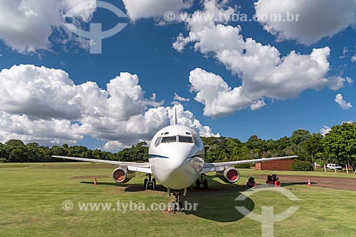  Boeing 737-200 of the Brazilian Air Force - used as presidential airplane between 1976 and 2010 and known as Sucatinha - on exhibit in the outdoor near to Aves Park (Birds Park)  - Foz do Iguacu city - Parana state (PR) - Brazil