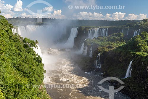  View of the Devils Throat waterfall - Iguassu National Park  - Foz do Iguacu city - Parana state (PR) - Brazil