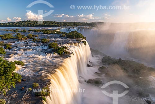  View of the Devils Throat waterfall - Iguassu National Park during the sunset  - Foz do Iguacu city - Parana state (PR) - Brazil