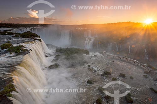  View of the Devils Throat waterfall - Iguassu National Park during the sunset  - Foz do Iguacu city - Parana state (PR) - Brazil