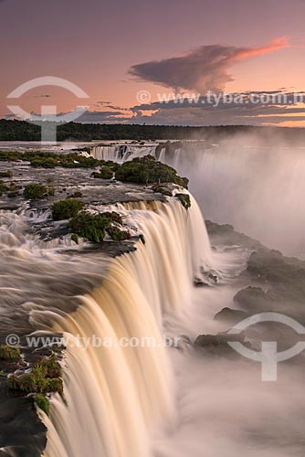  View of the Devils Throat waterfall - Iguassu National Park during the sunset  - Foz do Iguacu city - Parana state (PR) - Brazil