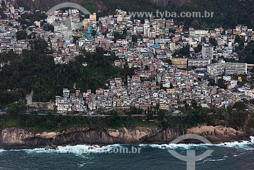  Aerial photo of the vidigal slum  - Rio de Janeiro city - Rio de Janeiro state (RJ) - Brazil