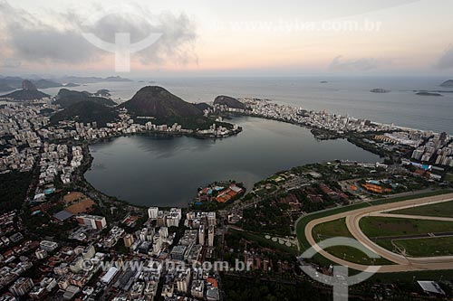  Aerial photo of the Rodrigo de Freitas Lagoon  - Rio de Janeiro city - Rio de Janeiro state (RJ) - Brazil