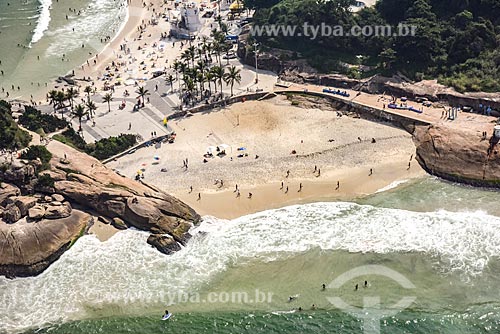  Aerial photo of the Diabo Beach (Devil Beach) with the Arpoador Stone and the Arpoador Beach  - Rio de Janeiro city - Rio de Janeiro state (RJ) - Brazil