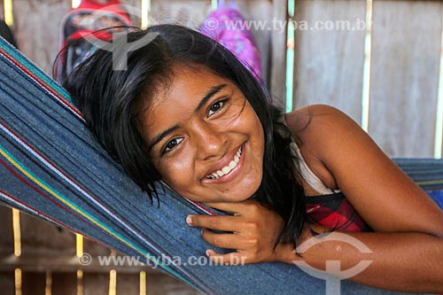  Detail of riverine girl - Anama Sustainable Development Reserve  - Barcelos city - Amazonas state (AM) - Brazil