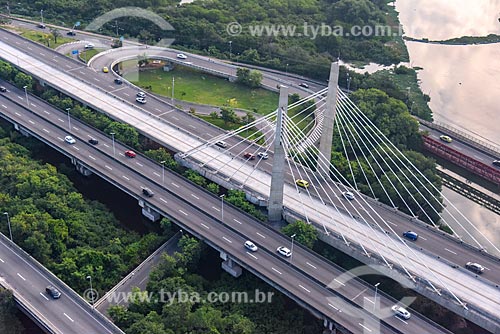  Aerial photo of the Cardeal Dom Eugênio de Araujo Sales Bridge (2013)  - Rio de Janeiro city - Rio de Janeiro state (RJ) - Brazil