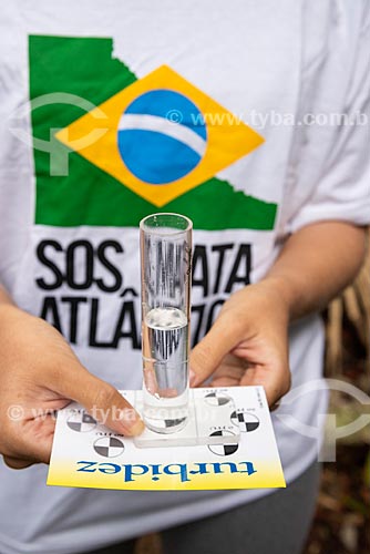  Carioca River water collect for quality control by SOS Mata Atlantica Foundation  - Rio de Janeiro city - Rio de Janeiro state (RJ) - Brazil