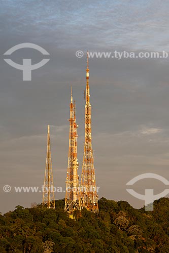  View of Telecommunication tower - Sumare Mountain during the dawn  - Rio de Janeiro city - Rio de Janeiro state (RJ) - Brazil