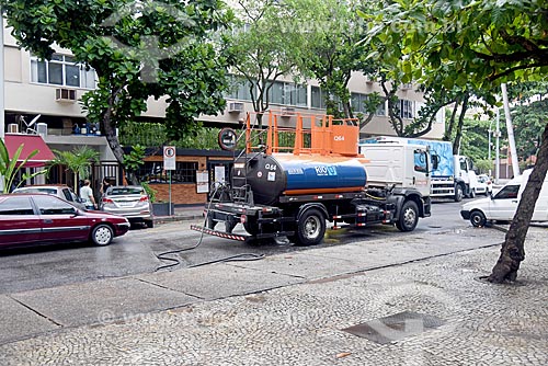  COMLURB truck washing near to General Osorio Square  - Rio de Janeiro city - Rio de Janeiro state (RJ) - Brazil