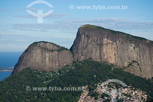  View of Morro Dois Irmaos (Two Brothers Mountain) from the mirante of Vista Chinesa (Chinese View)  - Rio de Janeiro city - Rio de Janeiro state (RJ) - Brazil