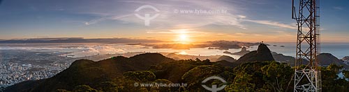  View of the dawn - Maracana Stadium - to the left - Christ the Redeemer - to the right - with the Sugarloaf in the background from Sumare Mountain  - Rio de Janeiro city - Rio de Janeiro state (RJ) - Brazil
