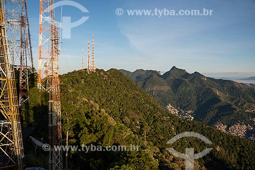  View of the dawn - Sumare Mountain with the Borel Hill in the background  - Rio de Janeiro city - Rio de Janeiro state (RJ) - Brazil