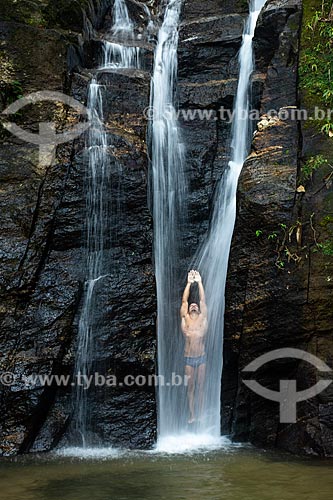  Bather - Chuveiro Waterfall (Shower Waterfall) - Horto - Tijuca National Park  - Rio de Janeiro city - Rio de Janeiro state (RJ) - Brazil