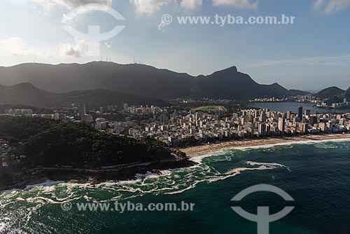  Aerial photo of the Niemeyer Avenue with the Leblon Beach to the right  - Rio de Janeiro city - Rio de Janeiro state (RJ) - Brazil