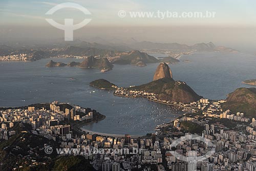  Aerial photo of the Botafogo Bay with the Sugarloaf  - Rio de Janeiro city - Rio de Janeiro state (RJ) - Brazil