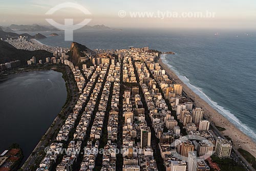  Aerial photo of the Ipanema neighborhood with the Rodrigo de Freitas Lagoon to the left  - Rio de Janeiro city - Rio de Janeiro state (RJ) - Brazil