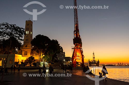  View of the sunset from Maua Square with petroleum platform in the background  - Rio de Janeiro city - Rio de Janeiro state (RJ) - Brazil