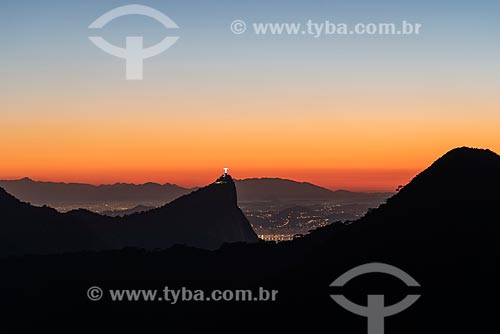  View of the Christ the Redeemer from Pedra Bonita (Bonita Stone) during the dawn  - Rio de Janeiro city - Rio de Janeiro state (RJ) - Brazil