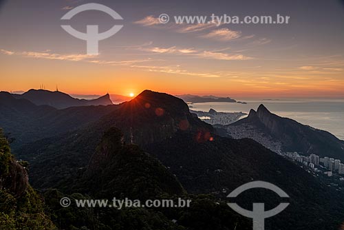  View of the dawn from Pedra Bonita (Bonita Stone)  - Rio de Janeiro city - Rio de Janeiro state (RJ) - Brazil