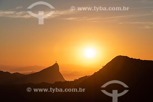  View of the Christ the Redeemer from Pedra Bonita (Bonita Stone) during the dawn  - Rio de Janeiro city - Rio de Janeiro state (RJ) - Brazil