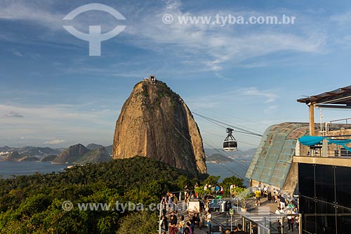  Cable car making the crossing between the Urca Mountain and Sugarloaf  - Rio de Janeiro city - Rio de Janeiro state (RJ) - Brazil