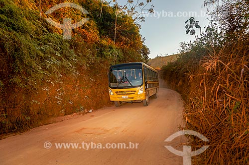  School bus - Guarani city rural zone  - Guarani city - Minas Gerais state (MG) - Brazil