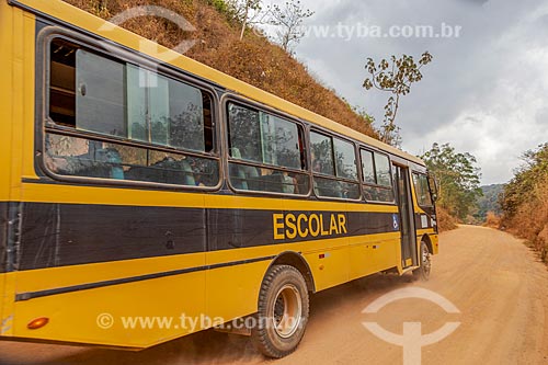  School bus - Guarani city rural zone  - Guarani city - Minas Gerais state (MG) - Brazil