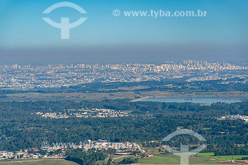  View of pollution cloud covering the Curitiba city from morro Pao de Lo (Sponge cake Hill)  - Curitiba city - Parana state (PR) - Brazil