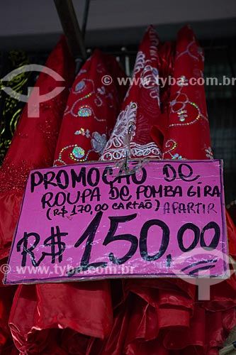 Candomble clothes on sale - Madureira Great Market (1959) - also known as Mercadao de Madureira  - Rio de Janeiro city - Rio de Janeiro state (RJ) - Brazil