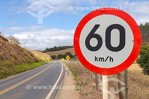  Road signs - MG-353 highway between Guarani and Pirauba cities  - Guarani city - Minas Gerais state (MG) - Brazil