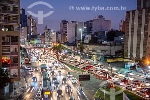 Traffic jam - Prestes Maia Avenue during the sunset  - Sao Paulo city - Sao Paulo state (SP) - Brazil