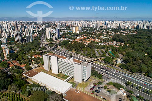  Picture taken with drone of the Museum of Contemporary Art - Rubem Berta Avenue on the right  - Sao Paulo city - Sao Paulo state (SP) - Brazil