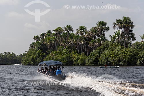  Motorboat sailing on the Preguicas River near to Lencois Maranhenses National Park  - Barreirinhas city - Maranhao state (MA) - Brazil