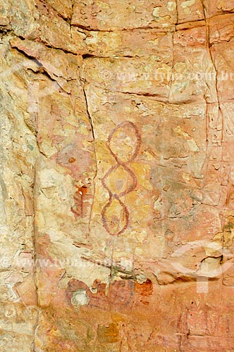  Detail of rupestrian painting - Templo dos Pilares Archaeological Site - Municipal Natural Park of Templo dos Pilares - Bom Jardim Mountain Range  - Alcinopolis city - Mato Grosso do Sul state (MS) - Brazil