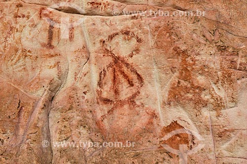  Detail of rupestrian painting - Templo dos Pilares Archaeological Site - Municipal Natural Park of Templo dos Pilares - Bom Jardim Mountain Range  - Alcinopolis city - Mato Grosso do Sul state (MS) - Brazil