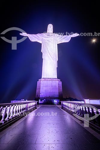  Detail of statue of Christ the Redeemer (1931) during the night  - Rio de Janeiro city - Rio de Janeiro state (RJ) - Brazil