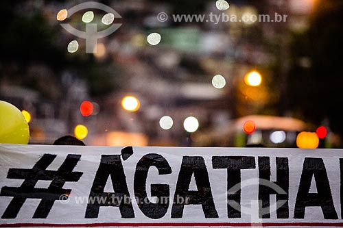  Demonstration at Complexo do Alemao against the murder of the girl Agatha  - Rio de Janeiro city - Rio de Janeiro state (RJ) - Brazil