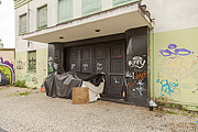  Improvised dormitory by homeless person  - Juiz de Fora city - Minas Gerais state (MG) - Brazil