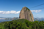  Cable car making the crossing between the Urca Mountain and Sugarloaf  - Rio de Janeiro city - Rio de Janeiro state (RJ) - Brazil