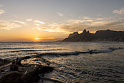  People observing the sunset from Arpoador Stone  - Rio de Janeiro city - Rio de Janeiro state (RJ) - Brazil