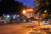 Signpost on Jornalista Alberto Francisco Torres Avenue with guidelines during the quarantine period - Coronavirus Crisis  - Niteroi city - Rio de Janeiro state (RJ) - Brazil