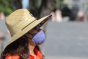  Woman with mask for protection against Coronavirus  - Manaus city - Amazonas state (AM) - Brazil