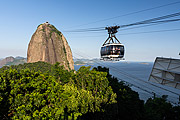  Cable car making the crossing between the Urca Mountain and Sugarloaf  - Rio de Janeiro city - Rio de Janeiro state (RJ) - Brazil