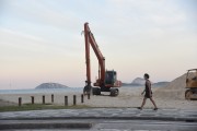 Machines removing sand from the Garden of Allah canal - Rio de Janeiro city - Rio de Janeiro state (RJ) - Brazil
